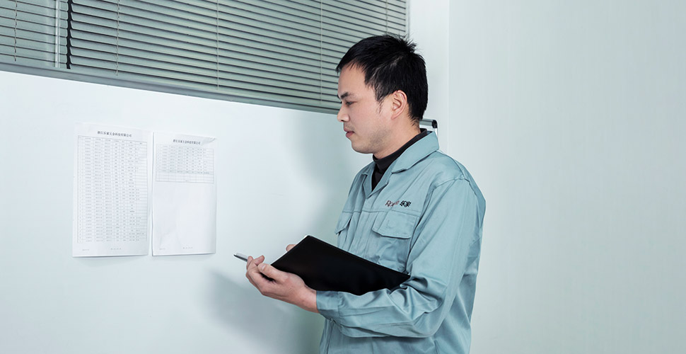 Sprawdź postęp produkcji na ścianie